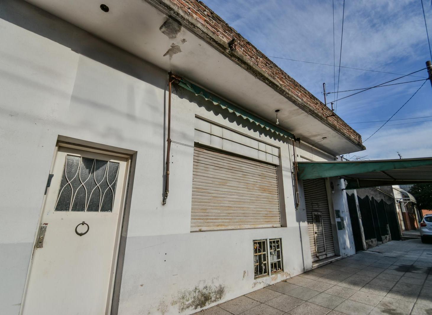 Foto de VENTA | 2 PH + LOCAL COMERCIAL | LA TABLADA, imagen 1