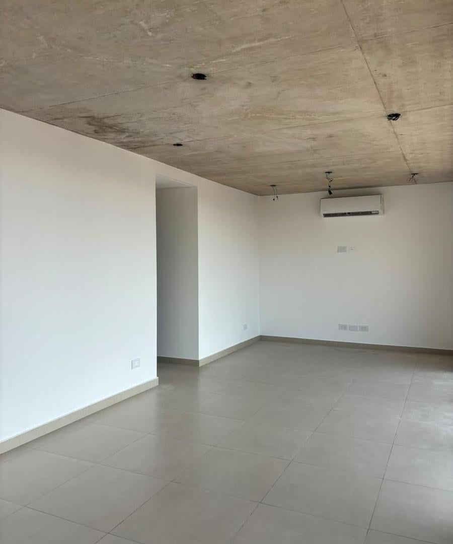 Foto de EXCELENTE 3 AMBIENTES A ESTRENAR CON COCHERA Y BALCÓN, imagen 5