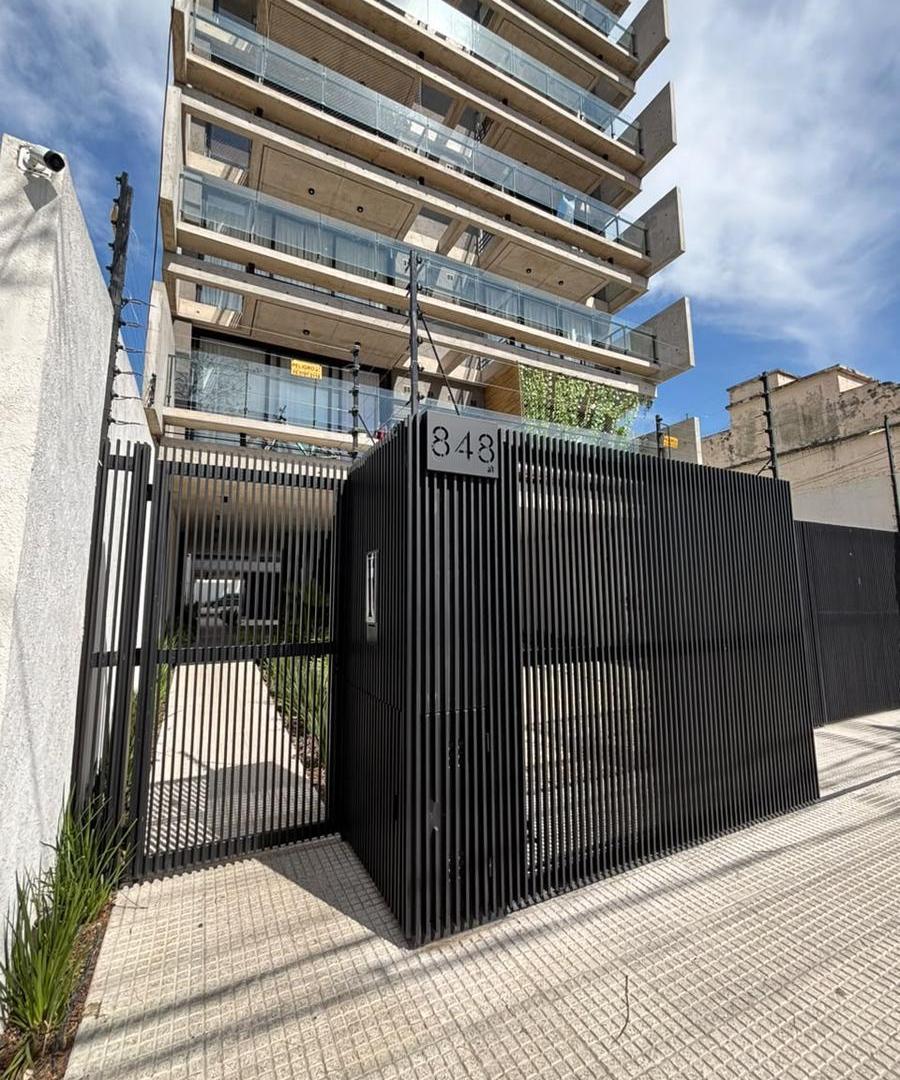 Foto de EXCELENTE 3 AMBIENTES A ESTRENAR CON COCHERA Y BALCÓN, imagen 2
