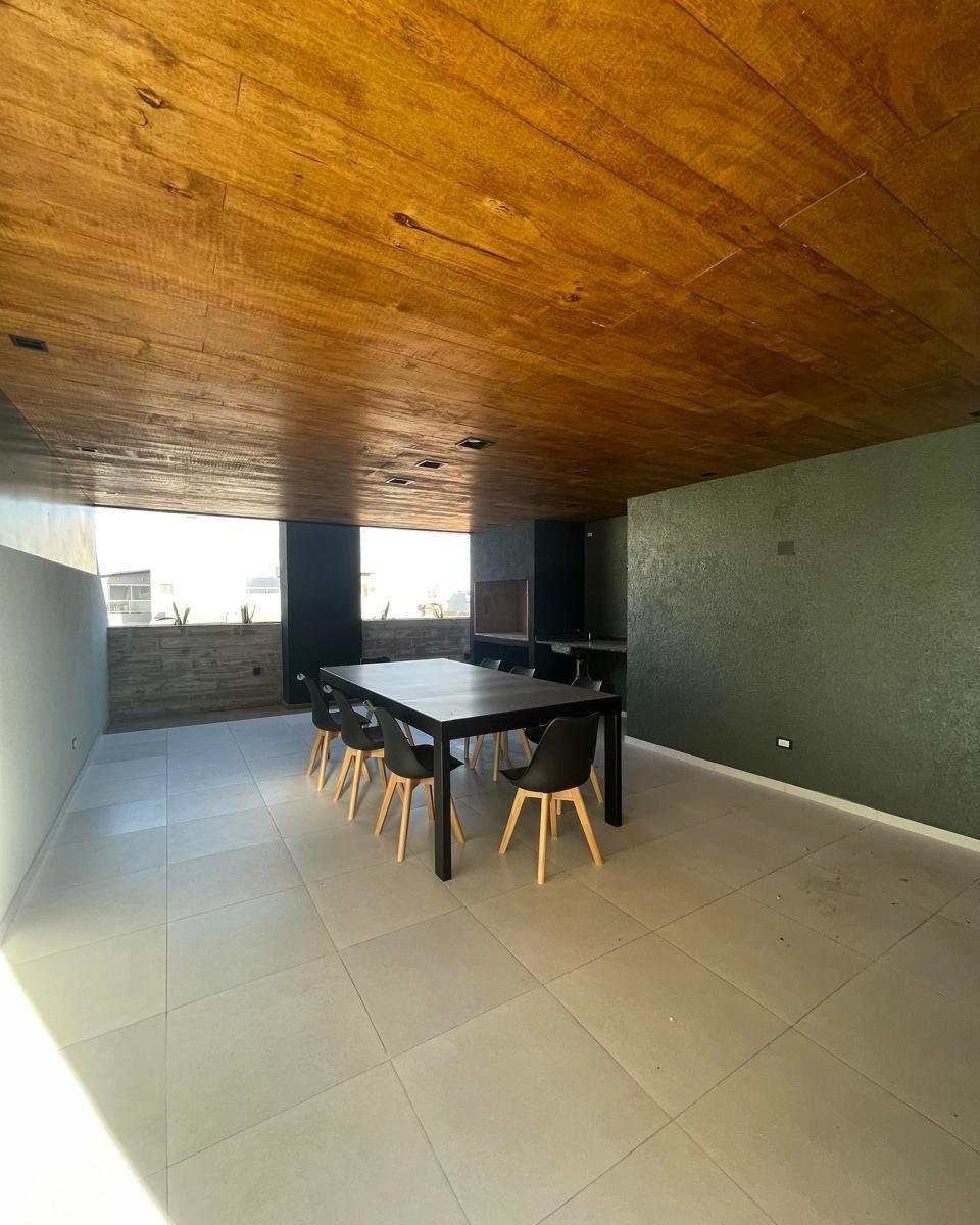 Departamento de 40 m² con 1 dormitorio en venta en General Paz balcón con asador