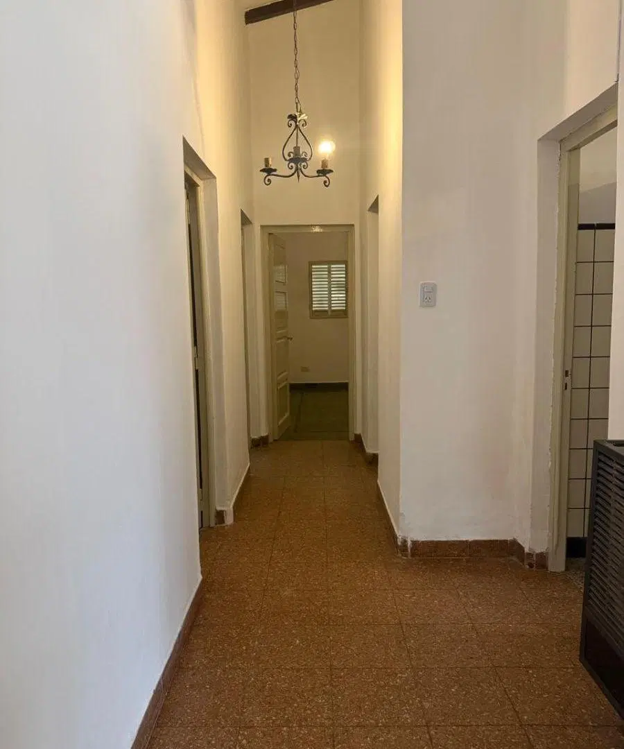 Casa de 650 m² de terreno con 3 habitaciones en alquiler en Bajo Palermo 5