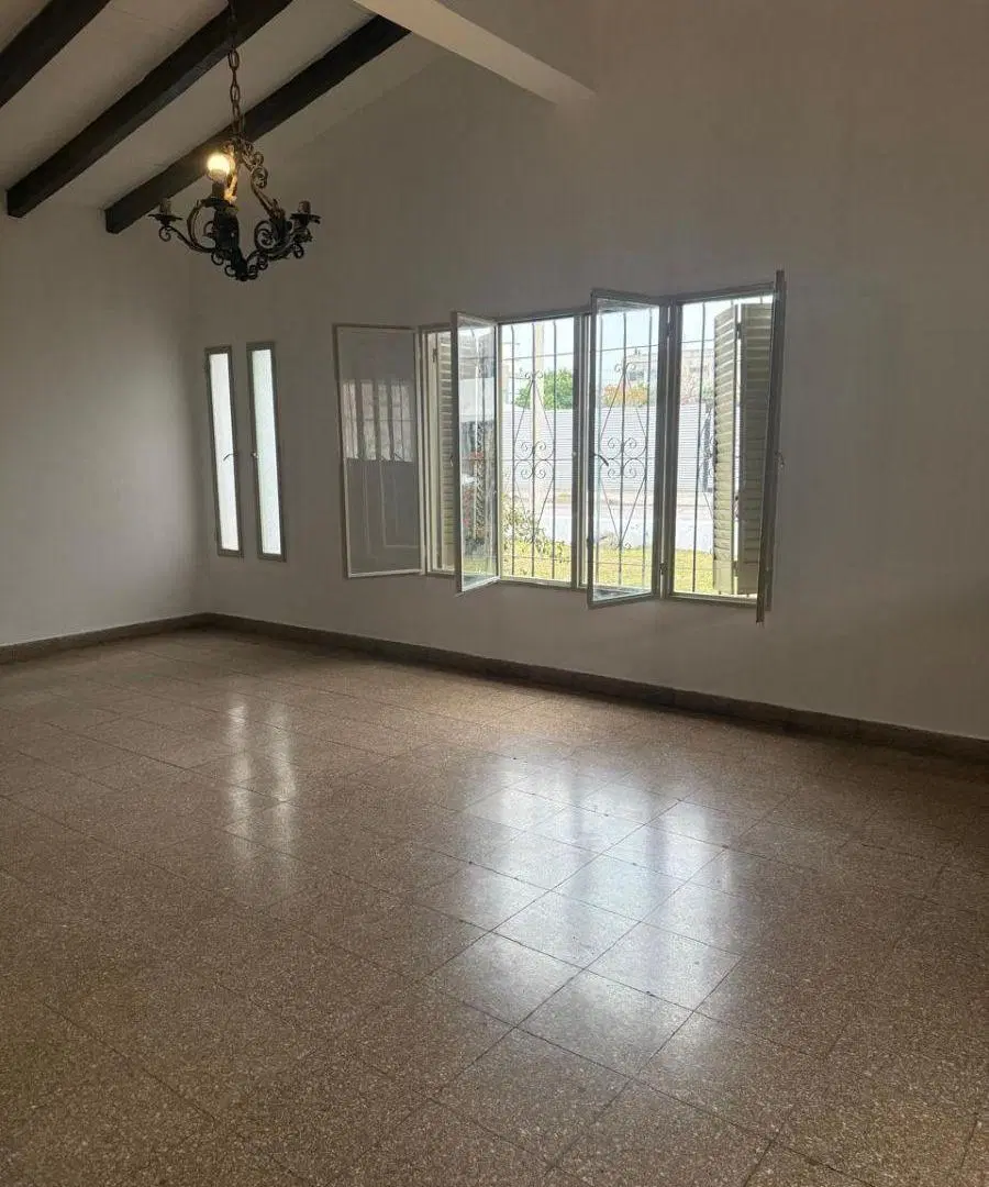 Casa de 650 m² de terreno con 3 habitaciones en alquiler en Bajo Palermo 1