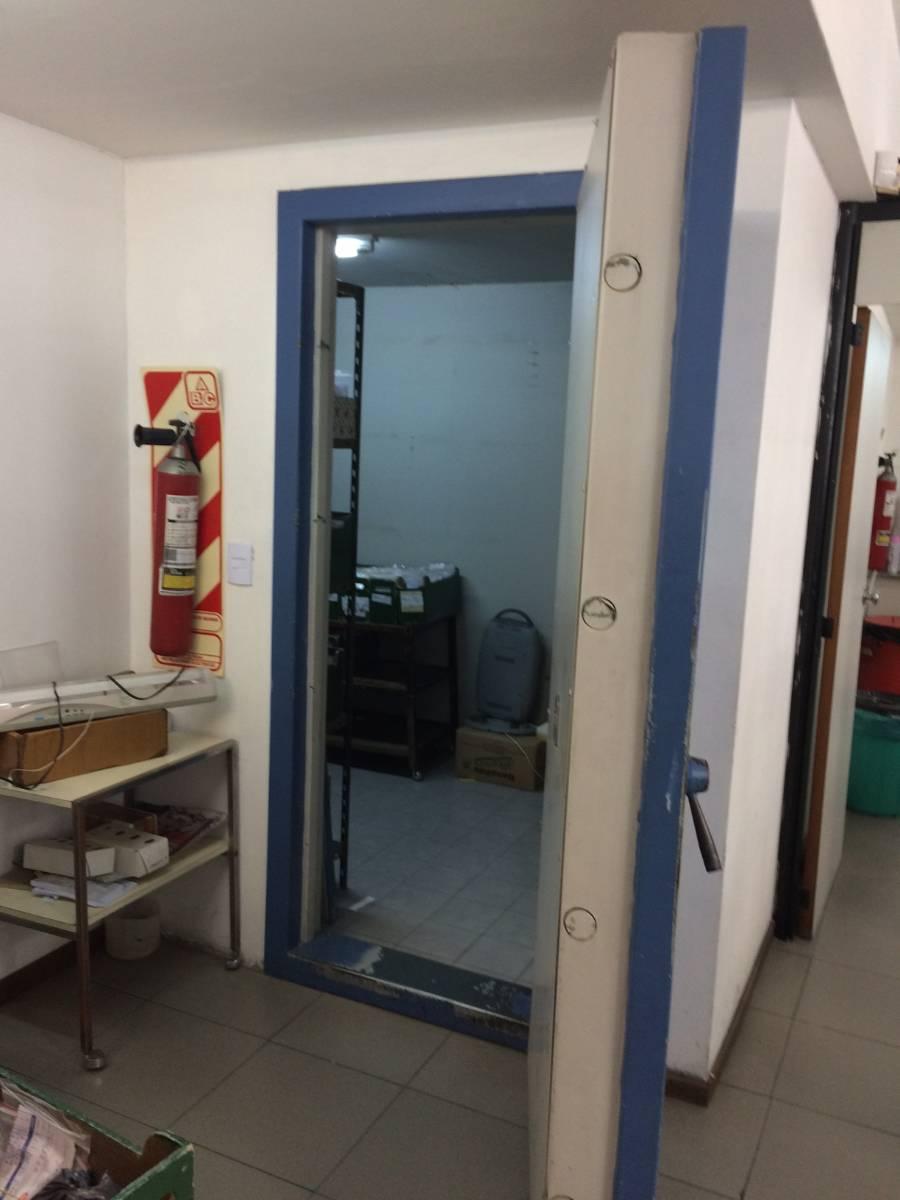 Foto de Dueño Vende o alquila Oficina en Florida al 600, imagen 5