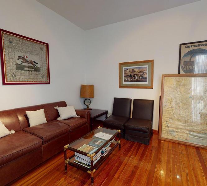 Venta Departamento Oficina 8 Despachos Patrimonio Histórico San Martín y Corrientes Cochera 1