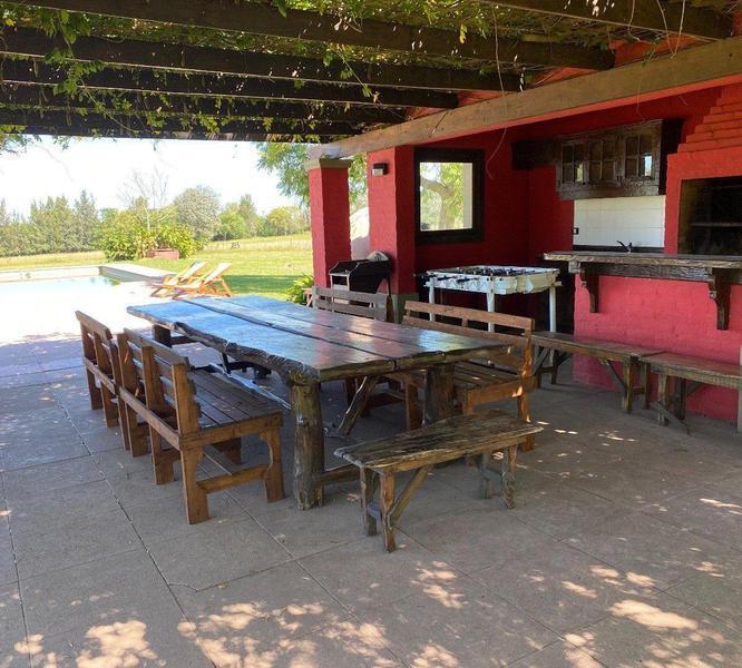 Foto de Venta Campo Chacra 5 Has parquizadas 420 M2 Construídos Excelente Casco, imagen 2