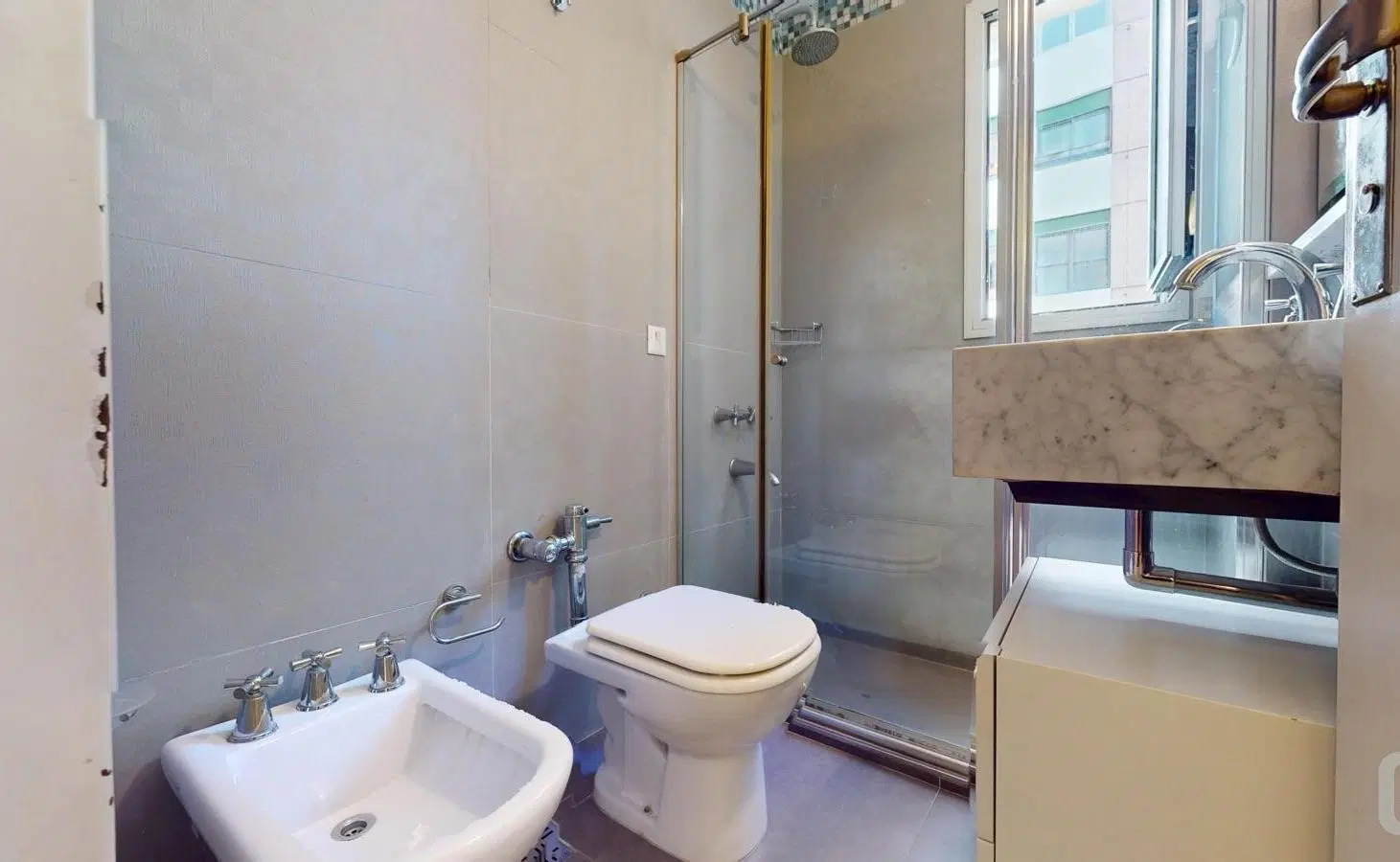 Venta Piso 4 Dormitorios Dep Balcón aterrazado 208 m2 Luminoso Cochera Baulera Vigilancia Belgrano 4