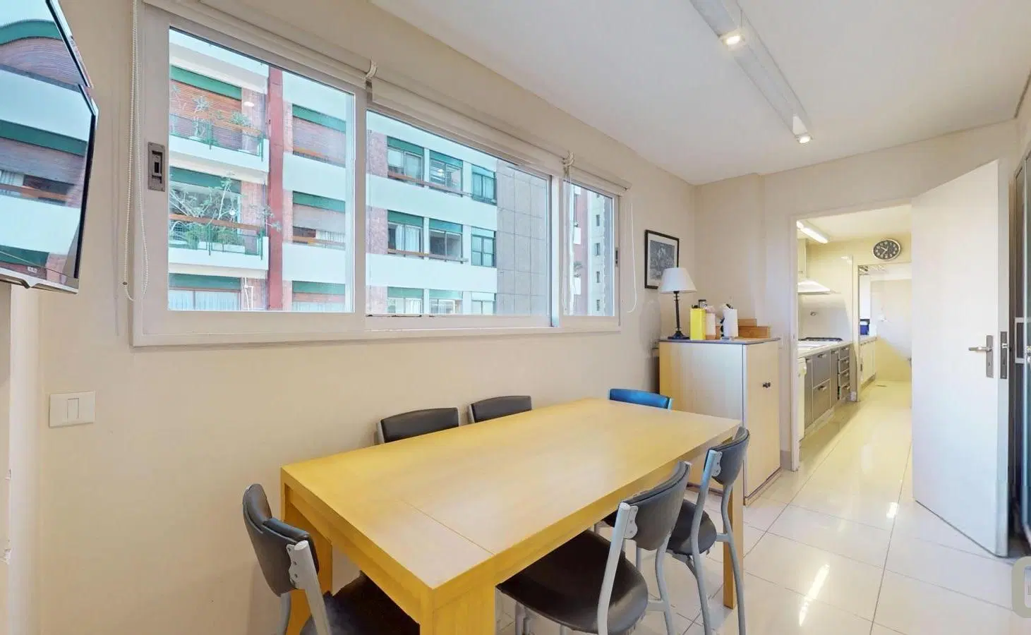 Venta Piso 4 Dormitorios Dep Balcón aterrazado 208 m2 Luminoso Cochera Baulera Vigilancia Belgrano 5