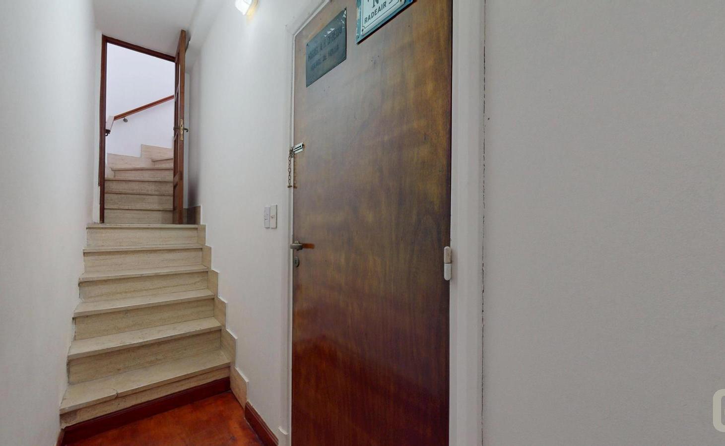 Foto de Alquiler Departamento 2 Ambientes Balcon al frente Juez Tedin y Sevilla, imagen 1