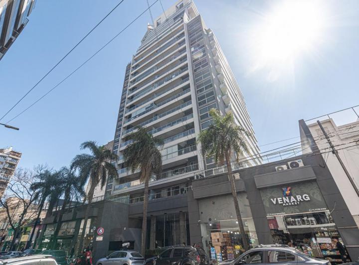 2 AMB. FULL AMENITIES-COCHERA-SUBTE. LUZ 1