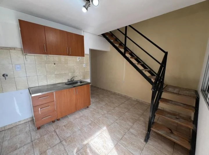 DUPLEX EN ALQUILER 4 AMBIENTES - CIUDAD EVITA 2