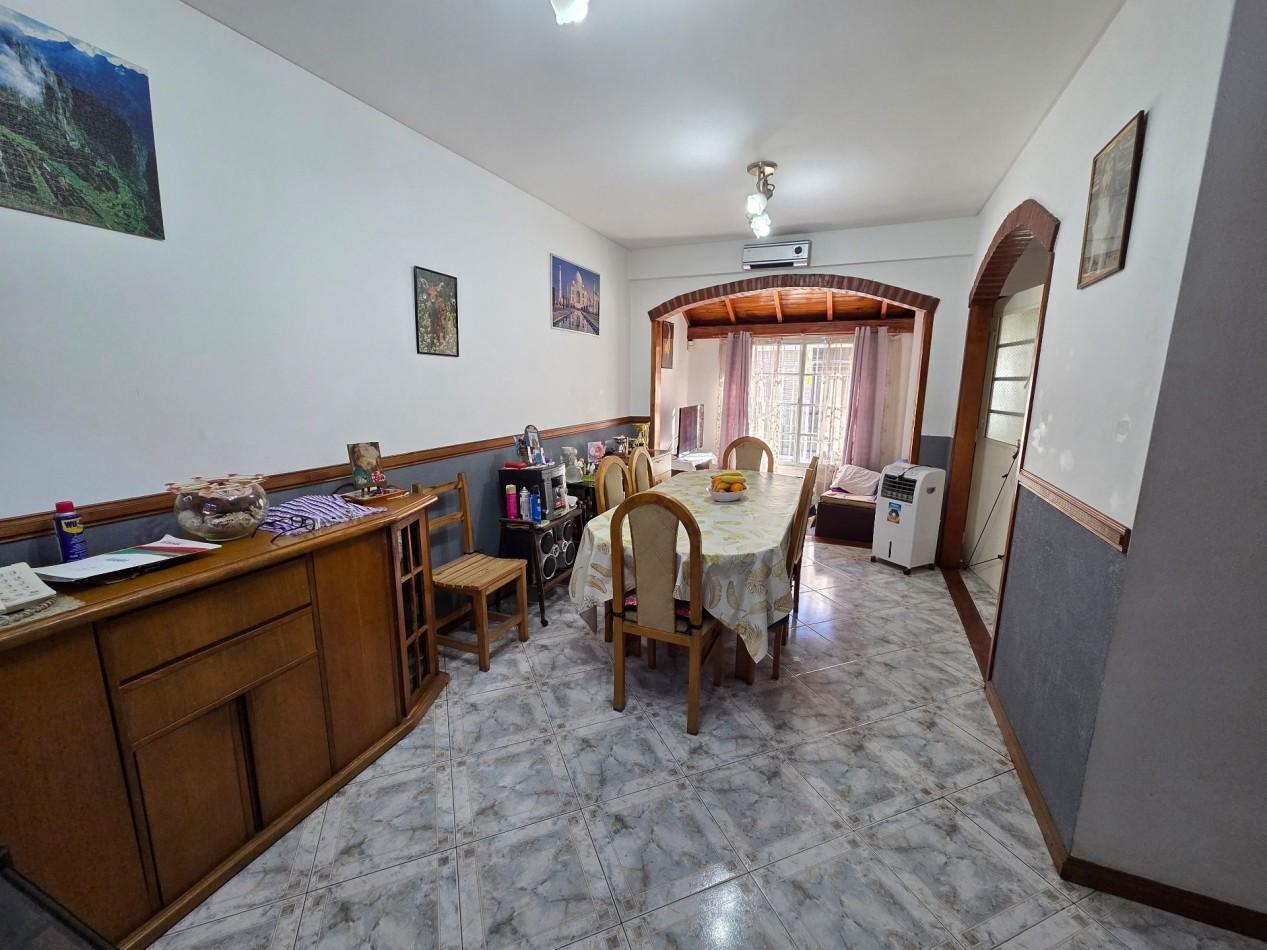 Foto de CASA TIPO DUPLEX, 3 AMBIENTES, EN BARRIO PAMPERO - CIUDAD EVITA, imagen 1
