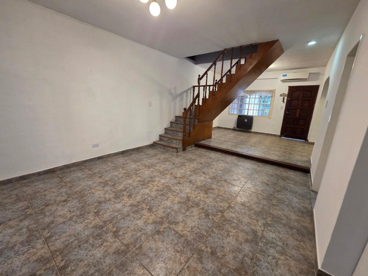Foto de CASA 6 AMBIENTES EN ALQUILER-CIUDAD EVITA, imagen 4