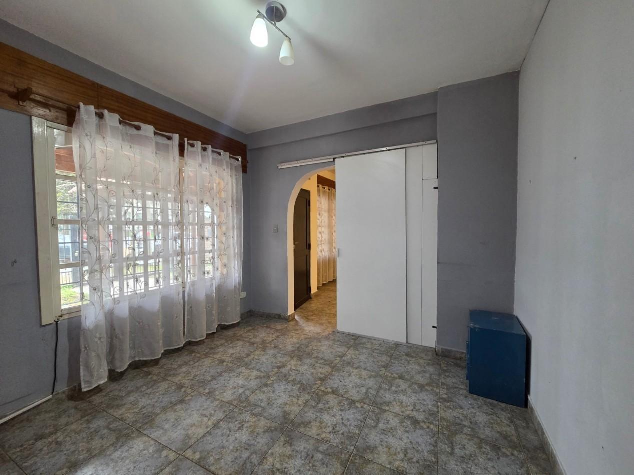 Foto de CASA 6 AMBIENTES EN ALQUILER-CIUDAD EVITA, imagen 5