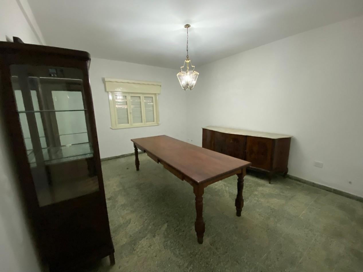 Foto de Casa con Galpon en La Tablada | Excelente Ubicacion, imagen 4