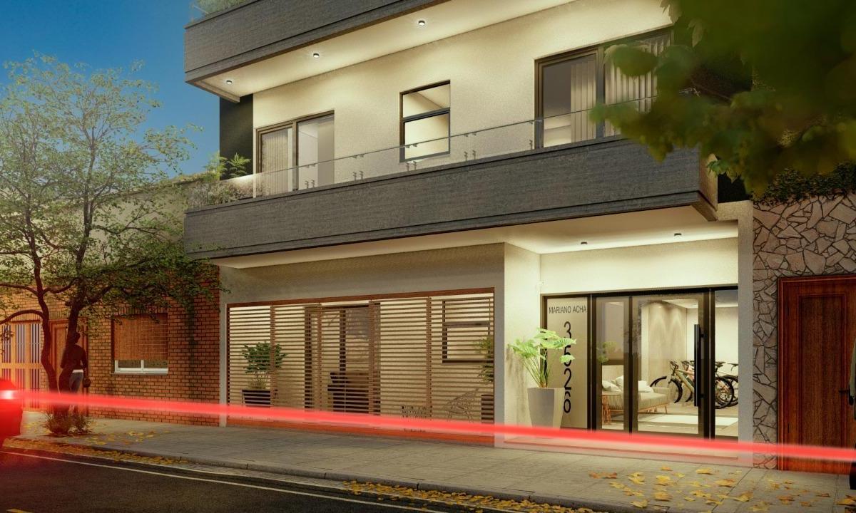 EXCELENTE MONOAMBIENTE con balcón