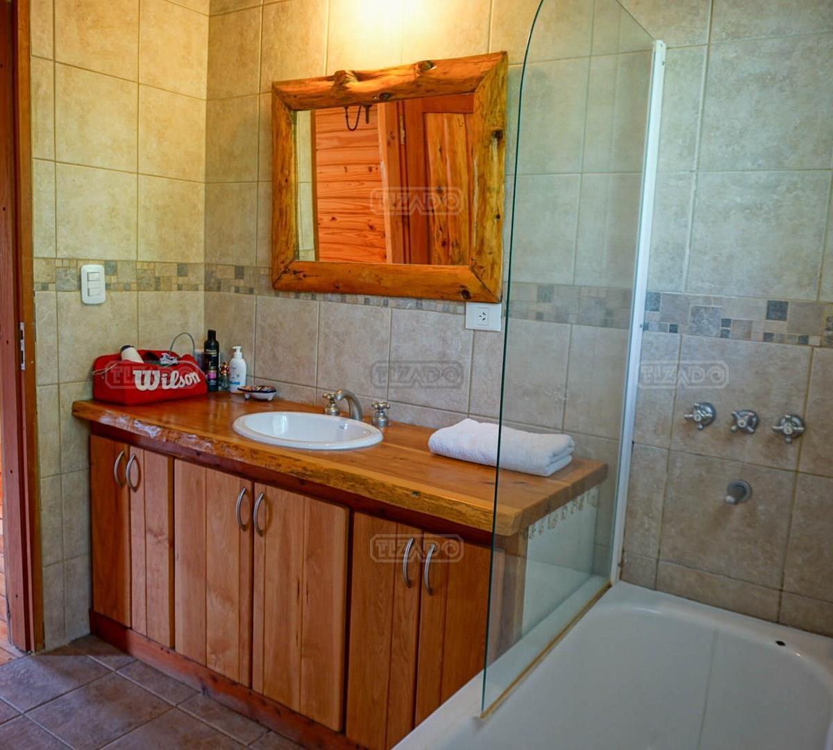 Casa en Venta Ubicado en Parque Lago Moreno, Bariloche 4