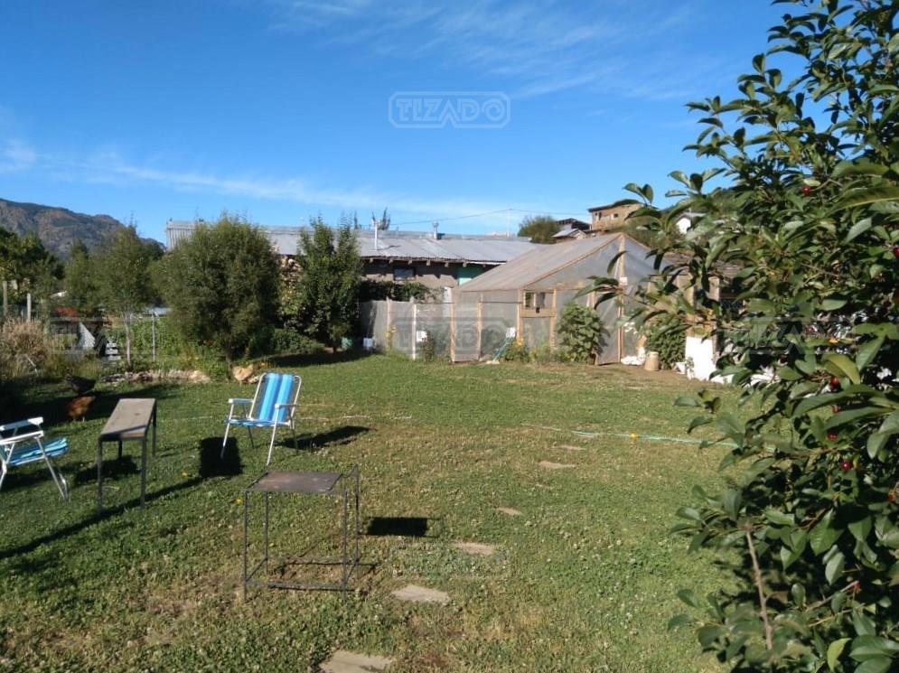 Casa + Local en Venta Ubicado en El Frutillar, Bariloche 3