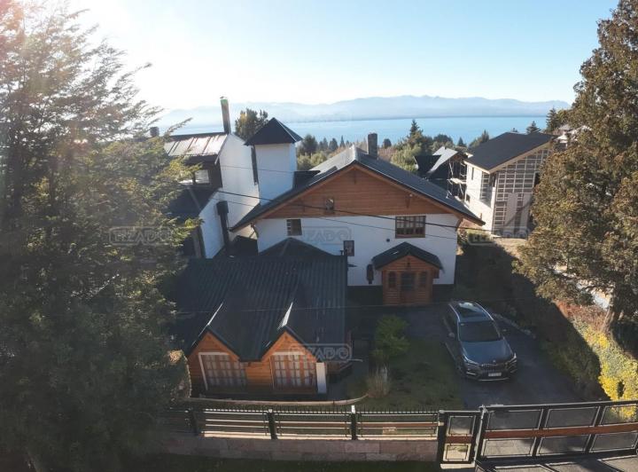 Casa  en Venta en Melipal I, Bariloche, Patagonia 4