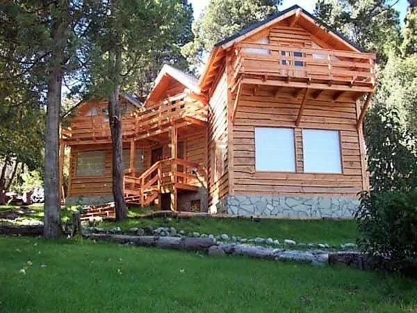 Turístico Cabaña en Venta ubicado en Villa Arelauquen, Bariloche 5