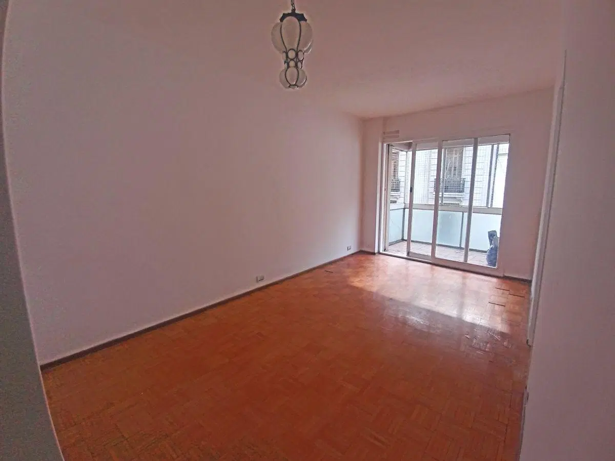 HERMOSO 2 AMB AL FRENTE C/BALCON 4