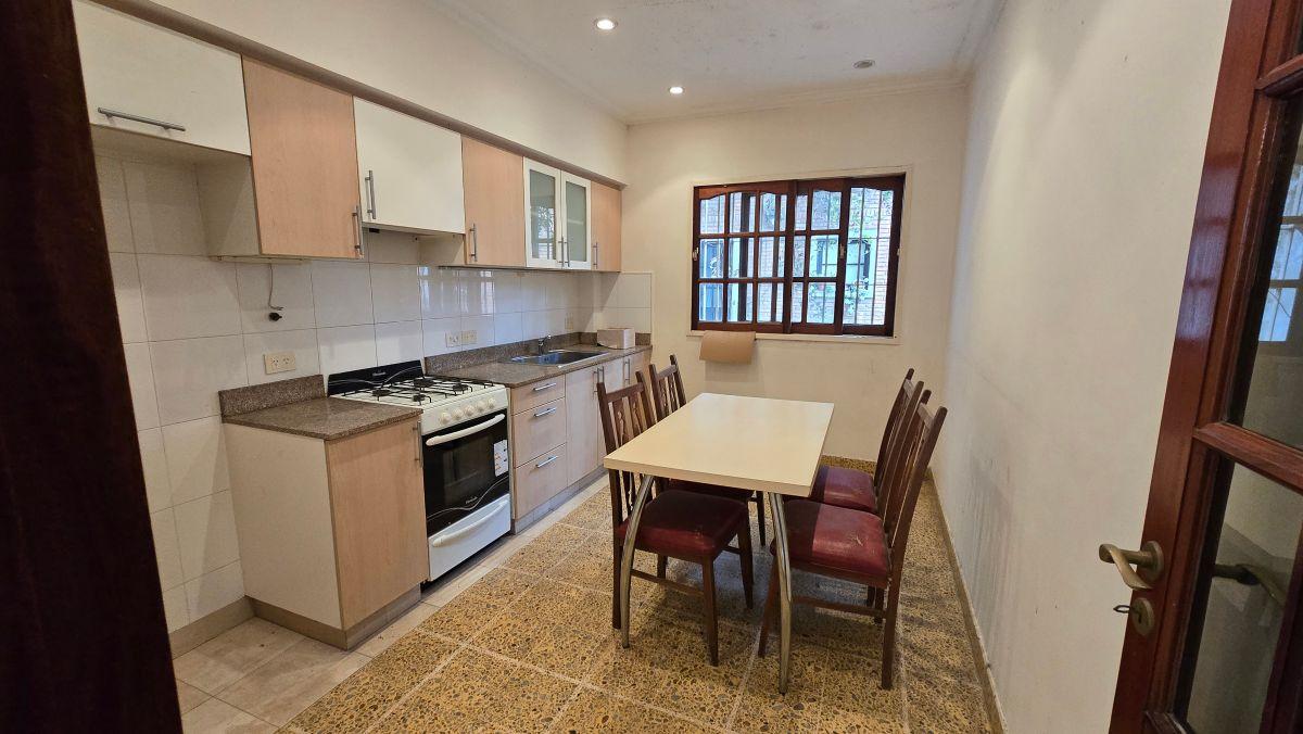 Foto de Venta en block. 2PH+ Cochera + Local + Deposito, imagen 1