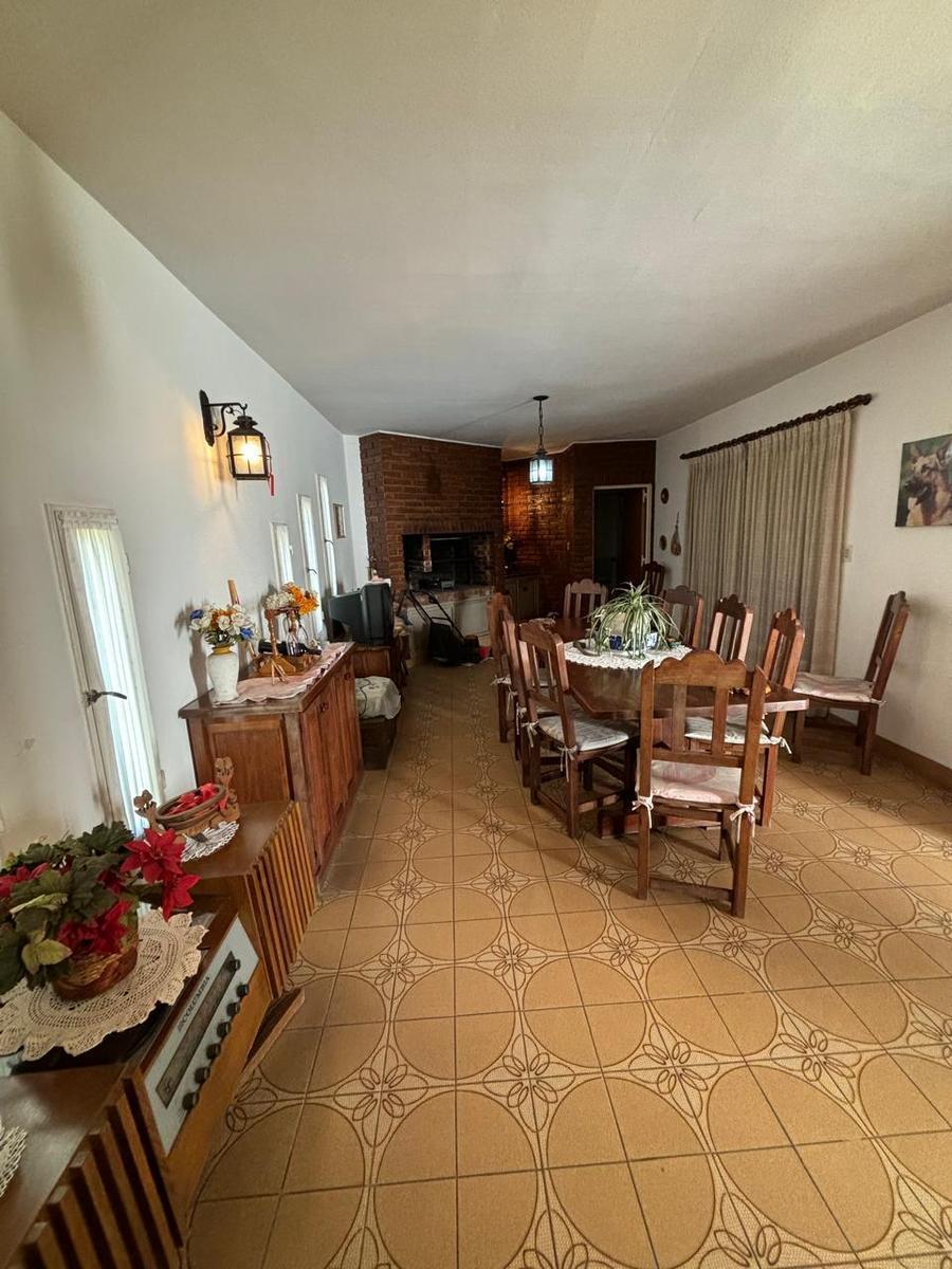 Zapiola Esquina España - Casa en Venta Desarollada en Planta Baja 3