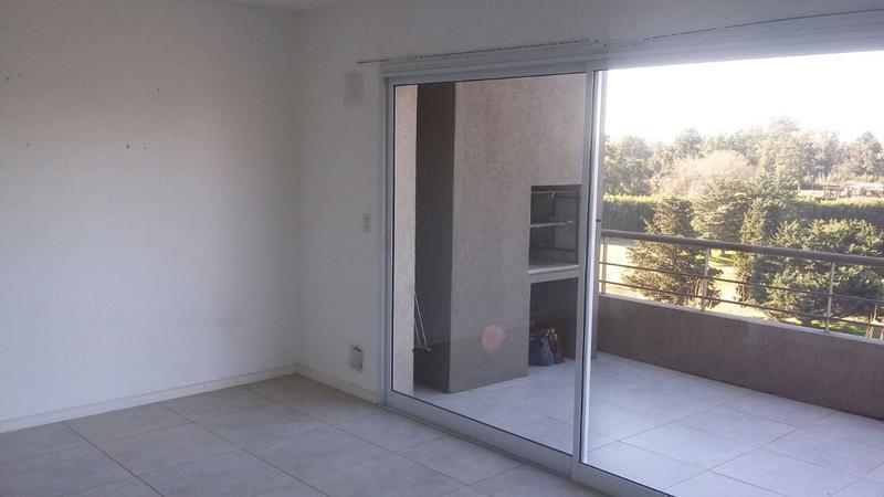 Departamento 2 Ambientes con Parrilla y Cochera - Las Horquetas - Villa de Mayo 3