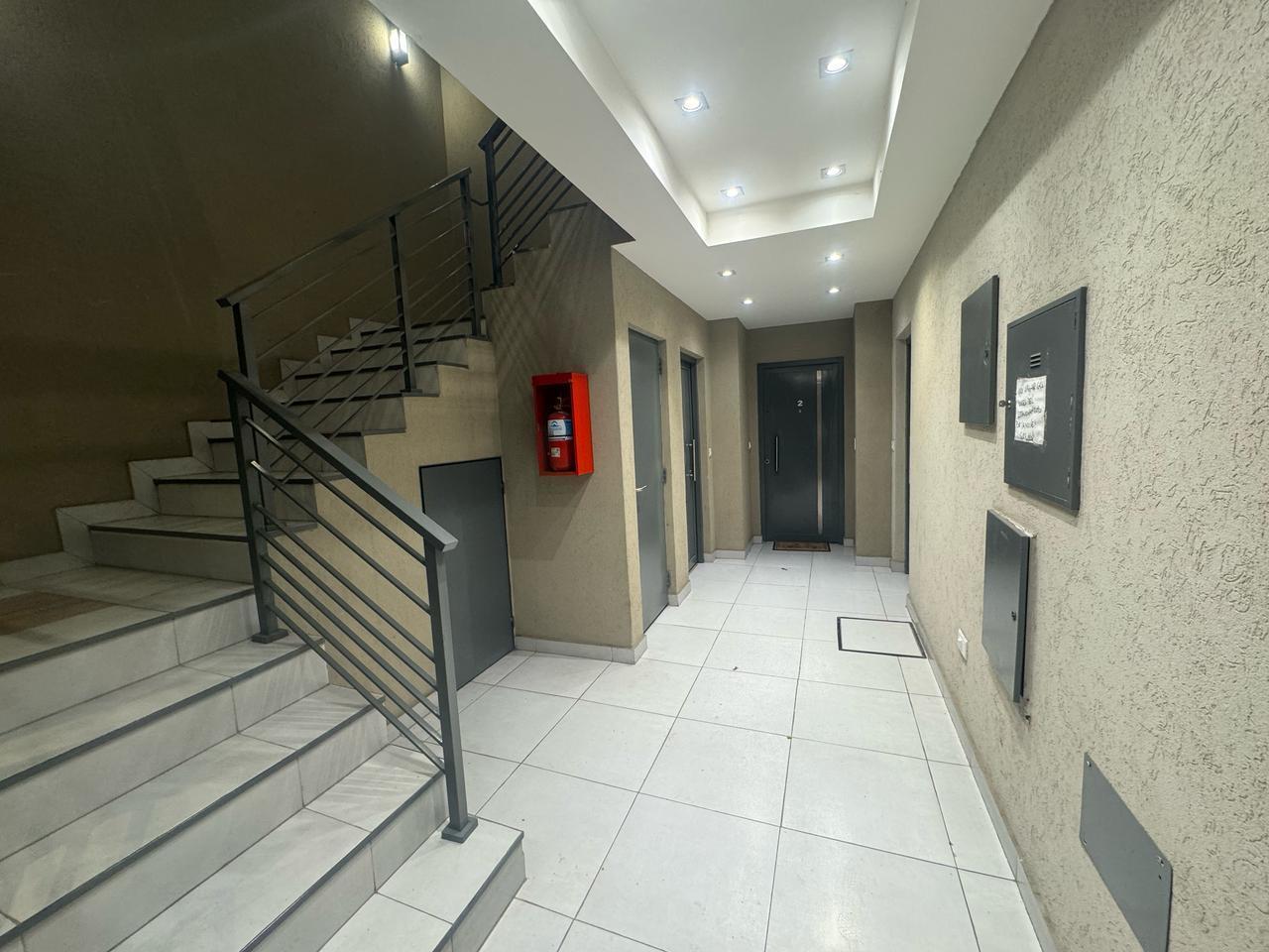 Departamento 2 Ambientes Planta Baja con Cochera - Complejo Cerrado