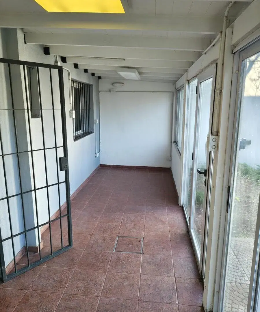 Alquiler Casa con 3 Dormitorios, Garage, Jardín y Quincho con Parrilla - Zona Residencial Muñiz 5