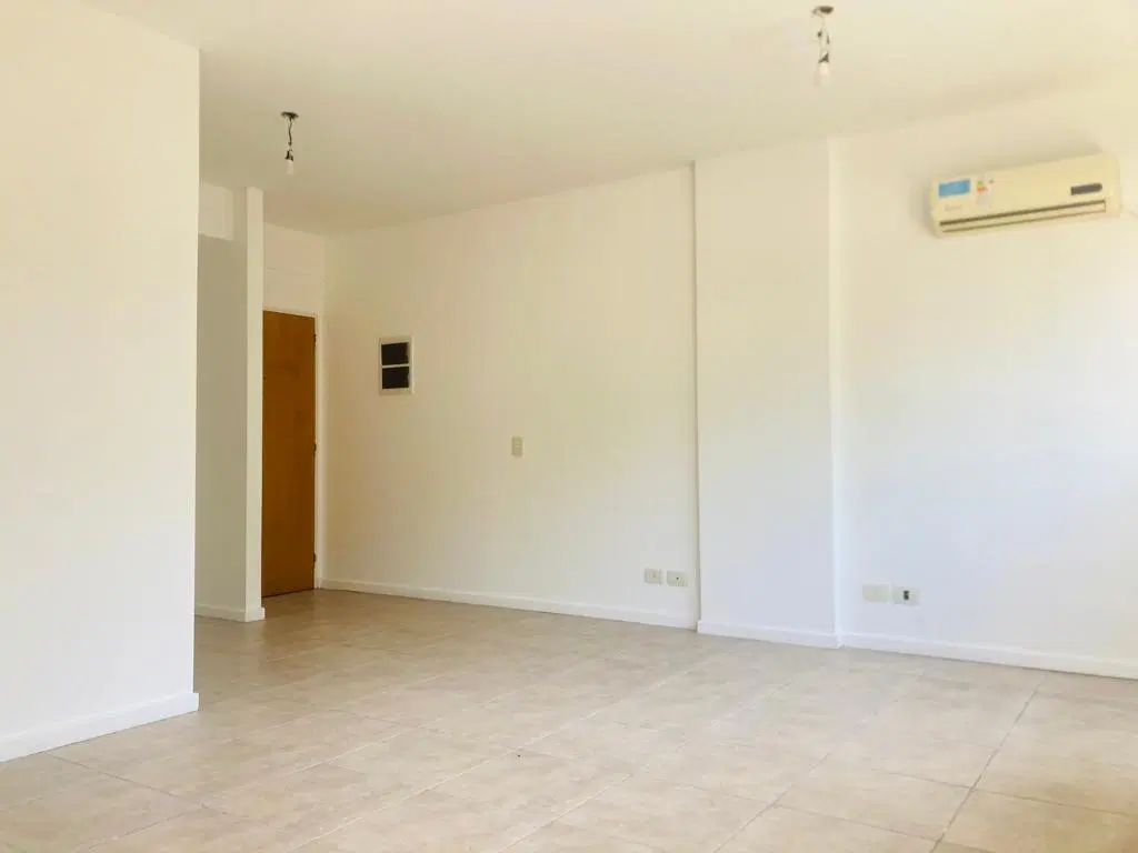 Alquiler Departamento Monoambiente Amplio Edificio RP4 - San Miguel Centro 3