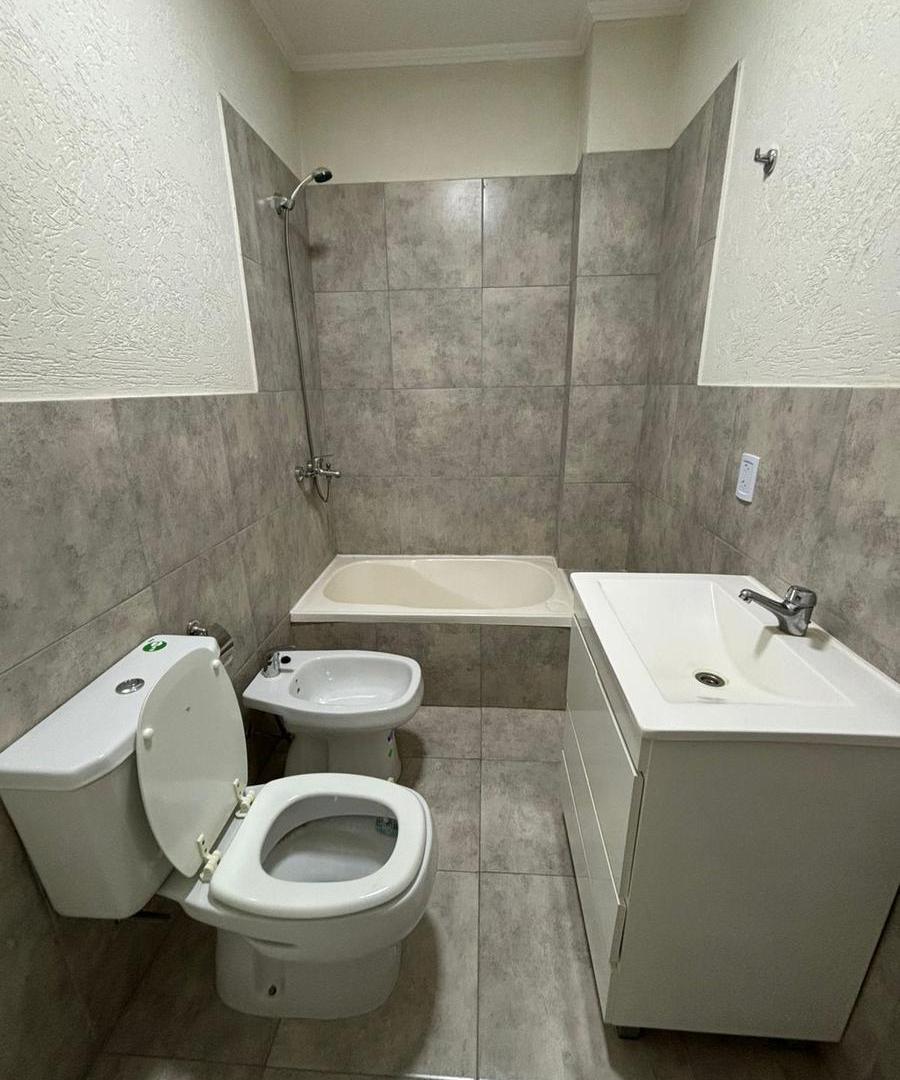 Foto de Alquiler Departamento Planta Alta con Cochera en Complejo - Muñiz, imagen 4