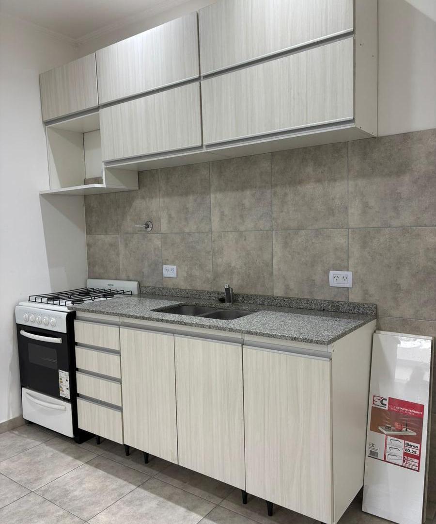 Foto de Alquiler Departamento Planta Alta con Cochera en Complejo - Muñiz, imagen 4