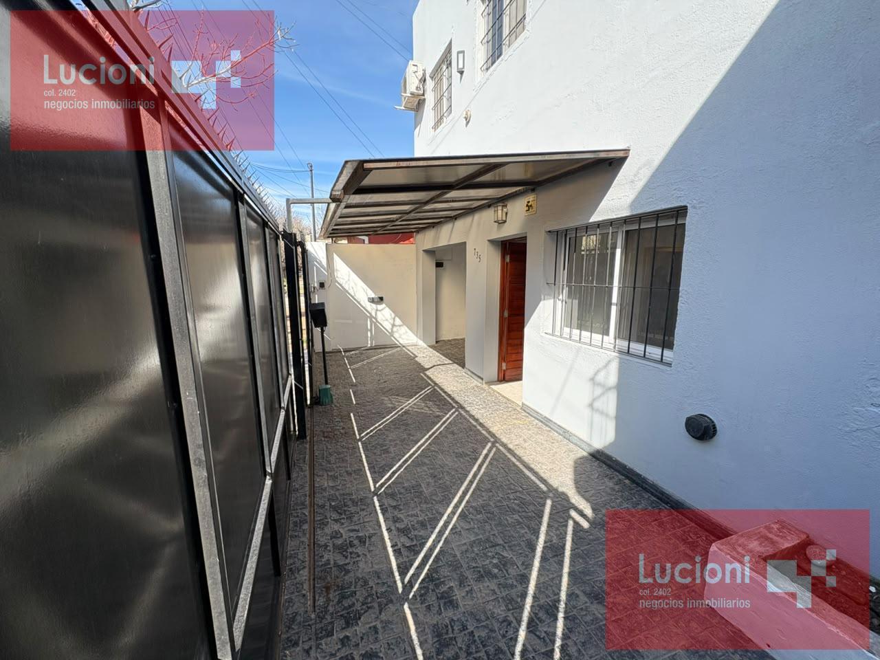Foto de Alquiler Casa con 3 Dormitorios, Garage, Jardín y Quincho con Parrilla, imagen 4
