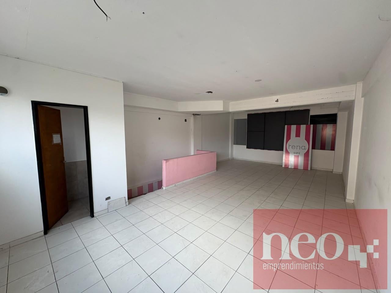 Foto de LOCAL COMERCIAL EN ALQUILER – AVENIDA LEÓN GALLARDO AL 200, MUÑIZ, imagen 4
