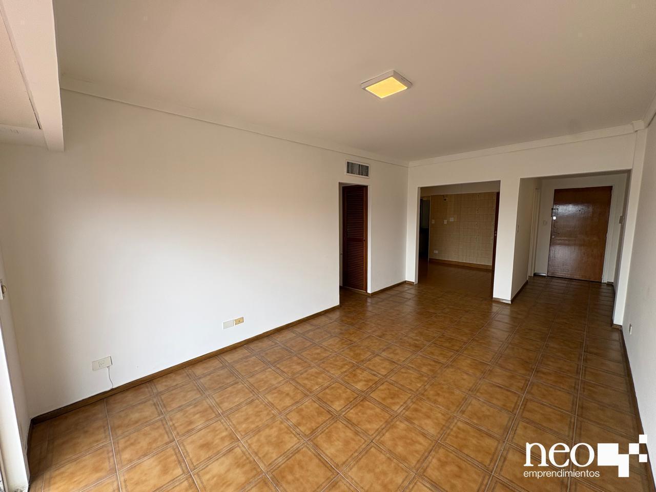 Foto de SARMIENTO 1525 - DEPARTAMENTO 3 AMBIENTES CON COCHERA CENTRO DE SAN, imagen 5