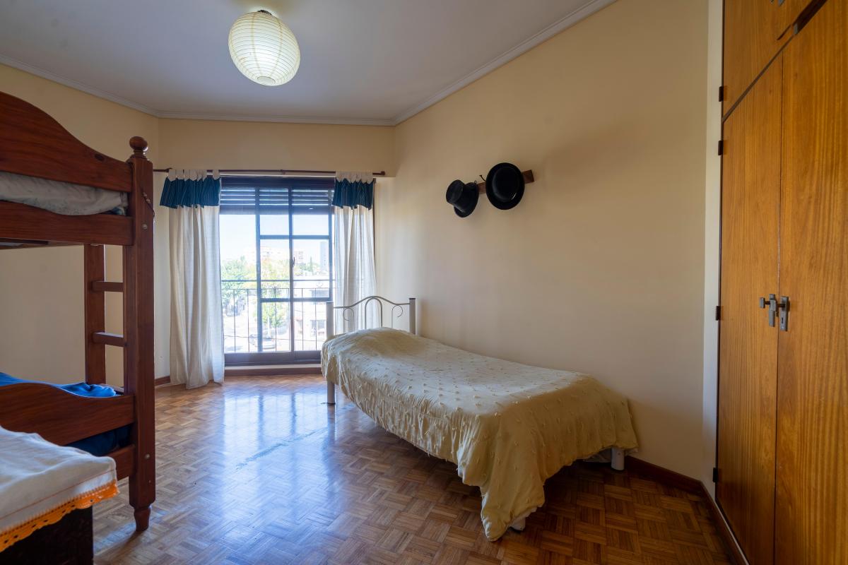 Asuncion, Esquina Av San Martin. Dos Dorm. 2
