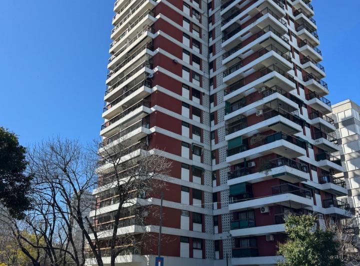 Departamento en alquiler 3 ambientes, con muebles y electrodomésticos, en lo mejor de Belgrano R 1