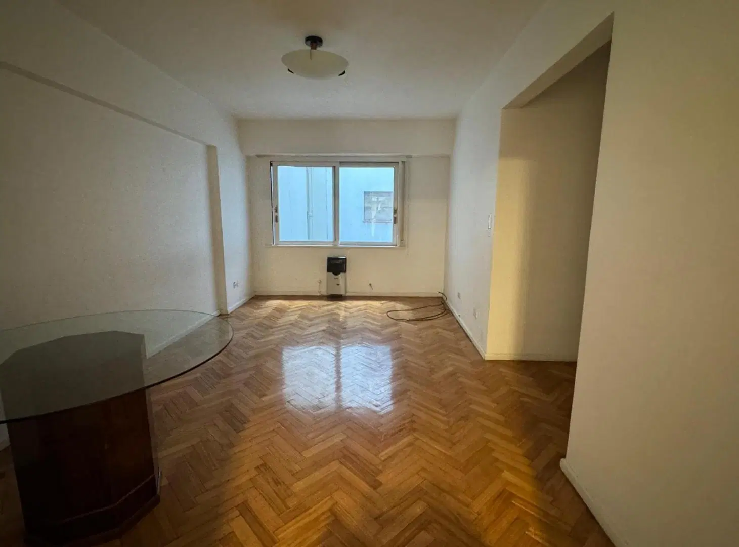 Departamento en venta 2 ambientes con dependencia en lo mejor de Recoleta 4
