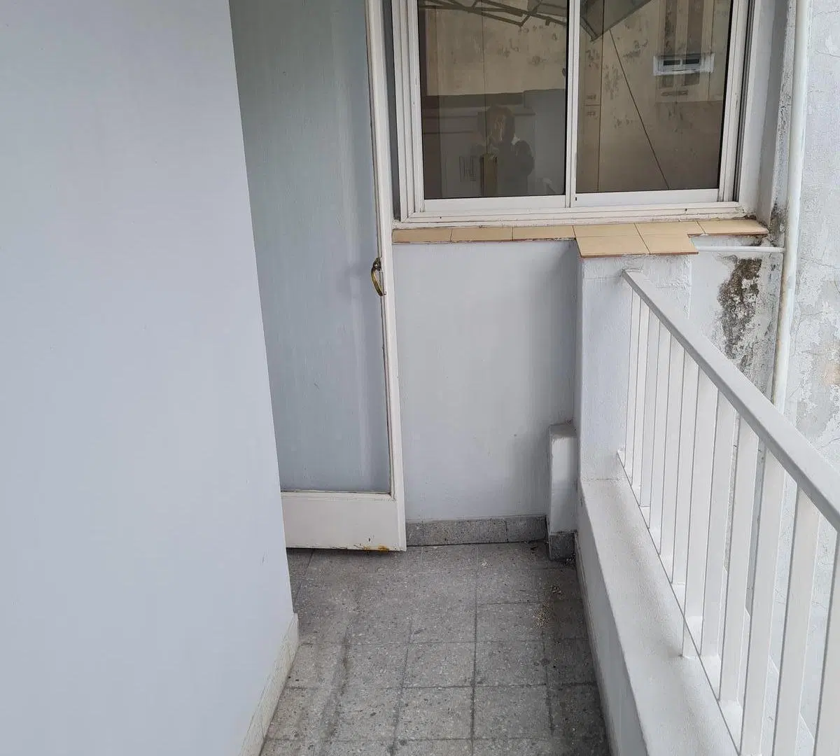 Alquiler excelente 2 ambientes apto profesional próximo a Plaza San Martín y Retiro. 5