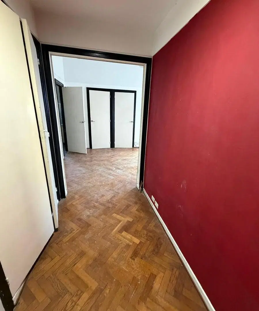 Oportunidad! Departamento en VENTA para actualizar a metros del Obelisco! 4