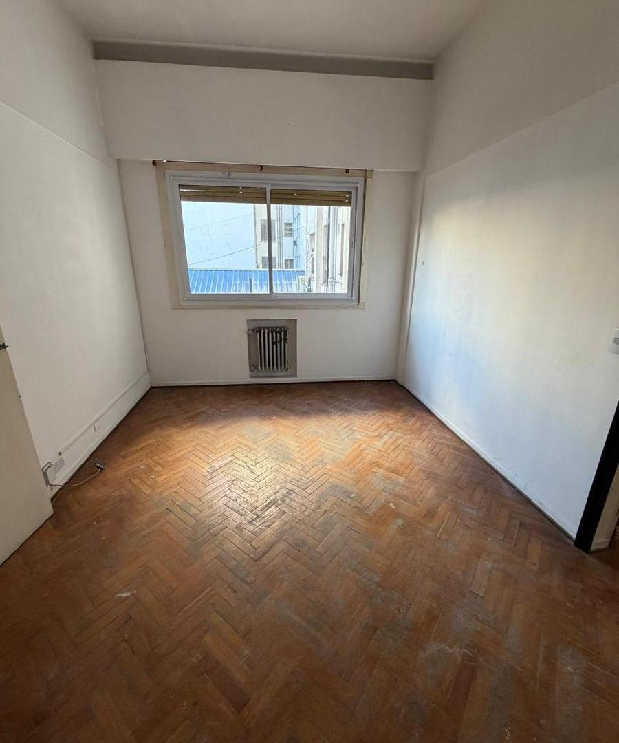 Foto de Oportunidad! Departamento en venta a pasos del obelisco para actualizar!, imagen 5