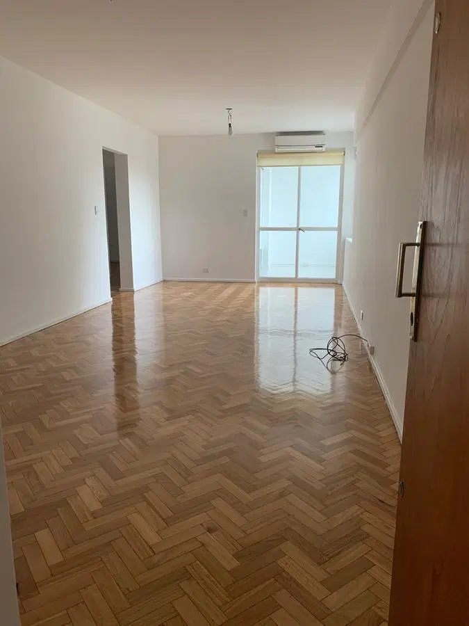 Excelente y amplio alquiler departamento 3 ambientes frente al Botanico. IMPECABLE 2