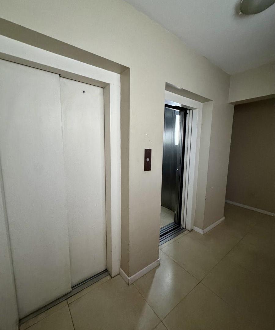Foto de Recoleta excelente cochera fija en 2do. subsuelo para cualquier tamano, imagen 5