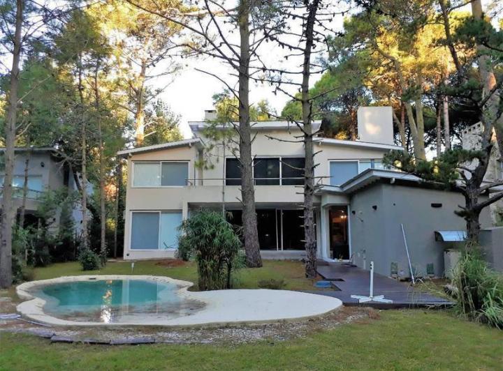 Cod 614 - ALQUILER 2023- Excelente ubicación - VENTA USD 820.000 5