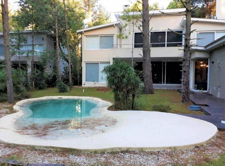 Cod 614 - ALQUILER 2023- Excelente ubicación - VENTA USD 820.000 4
