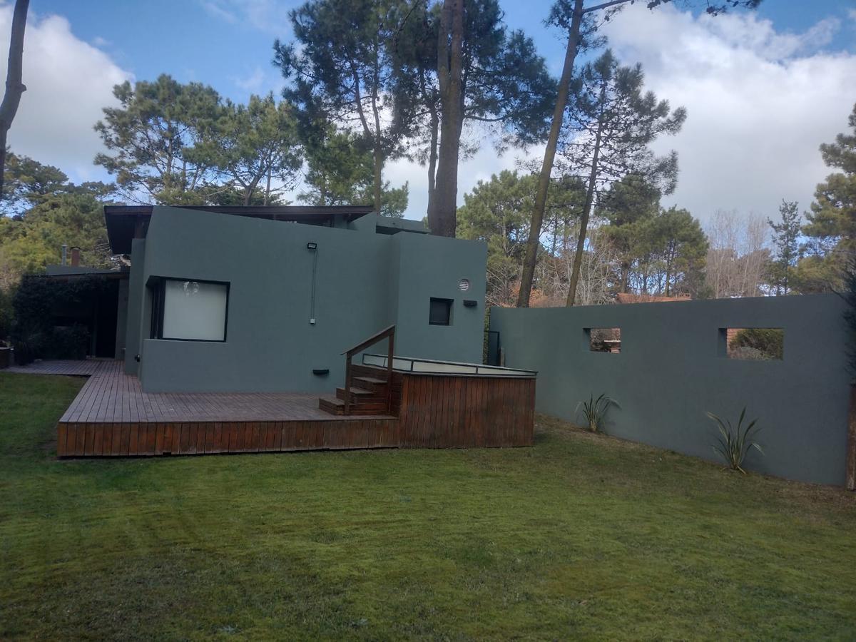 Foto de Cod 469 Venta y alquiler / Paraíso y Charata USD 420.000.-, imagen 5