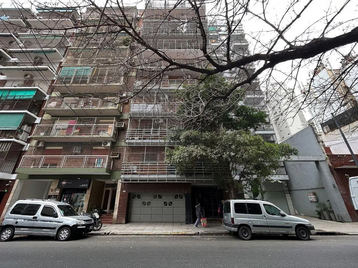 Hermoso Departamento de 90 m² con 3 dormitorios mas Dependencia y cochera, en venta. Barrio Almagro. 5