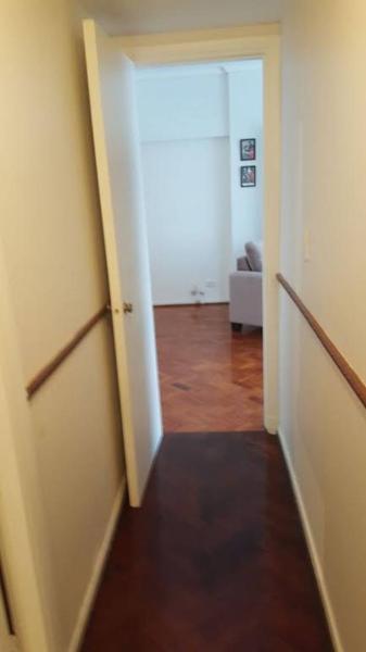Venta de Impecable Departamento de 4 Ambientes, Apto Credito, a La Calle. 2