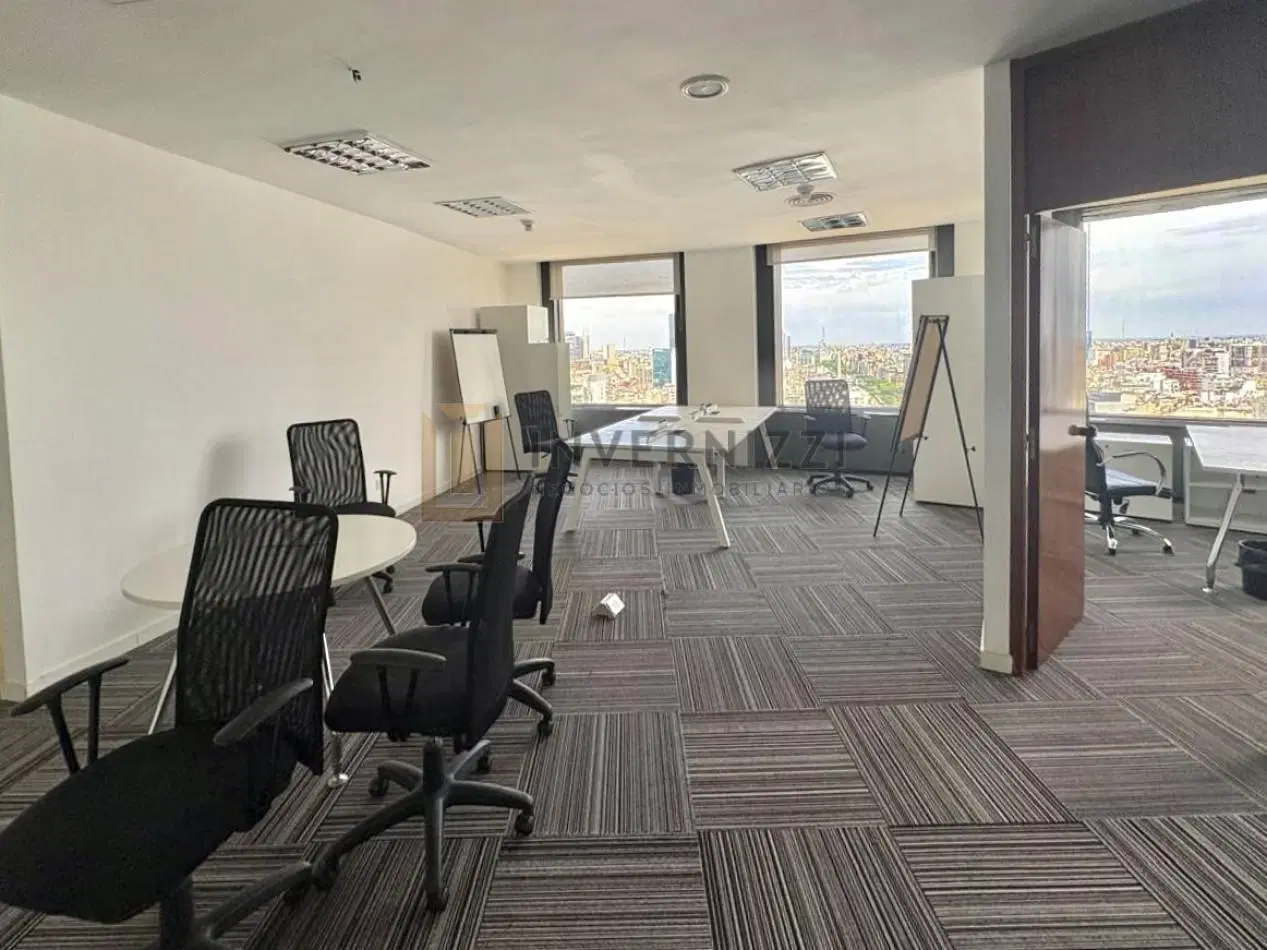 Oficinas en Torre Prourban, "El Rulero" 8