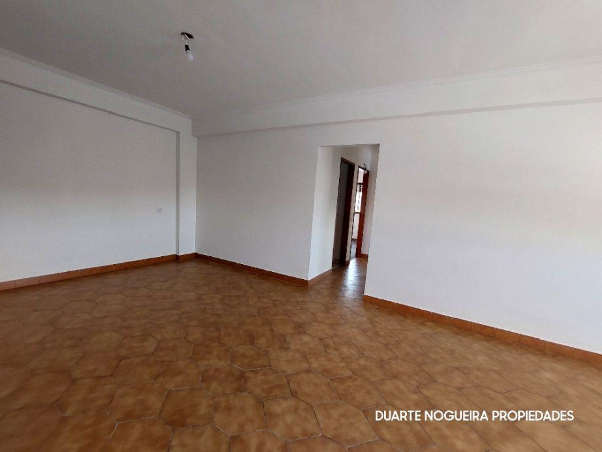 Foto de Departamento de cuatro ambientes en Venta en Quilmes, imagen 2